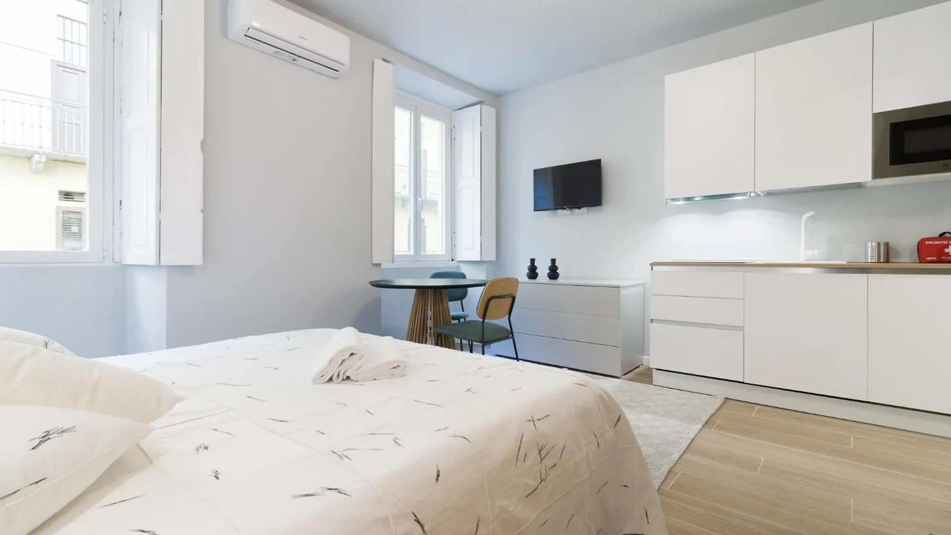 Bed and Breakfast House Of Design Casati Milano 0*,  Italia