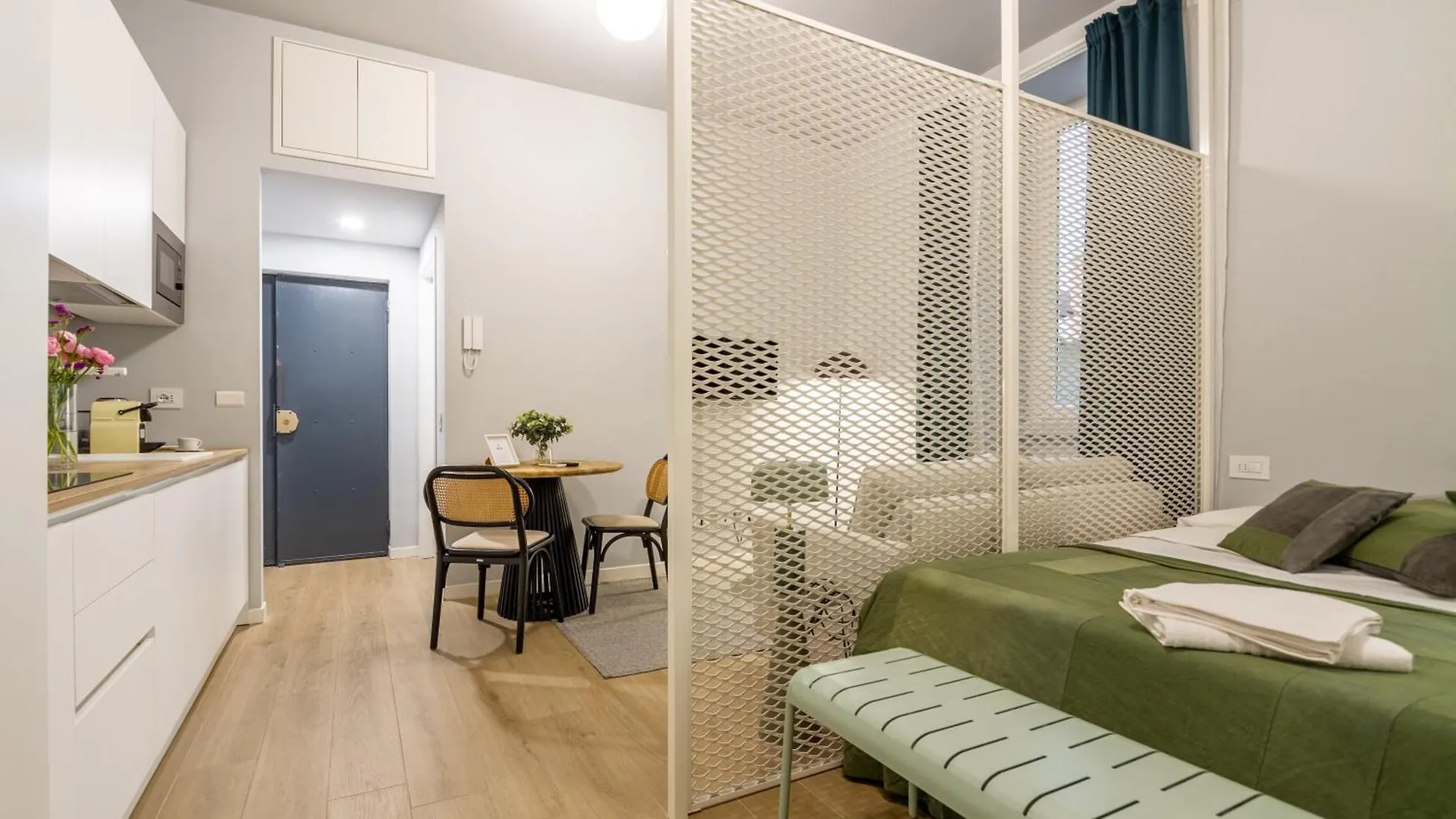 Bed and Breakfast House Of Design Casati Milano 0*,  Italia